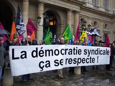 http://solidaires08.joueb.com/images/pic21729_1_t.jpg
